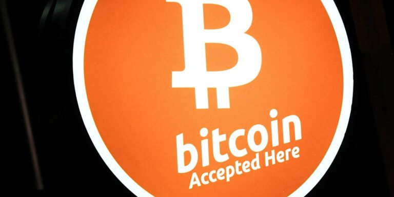 Eyes on Fed Decision After Bitcoin Trades Near 4-Week Low on Failed Clarity Vote
