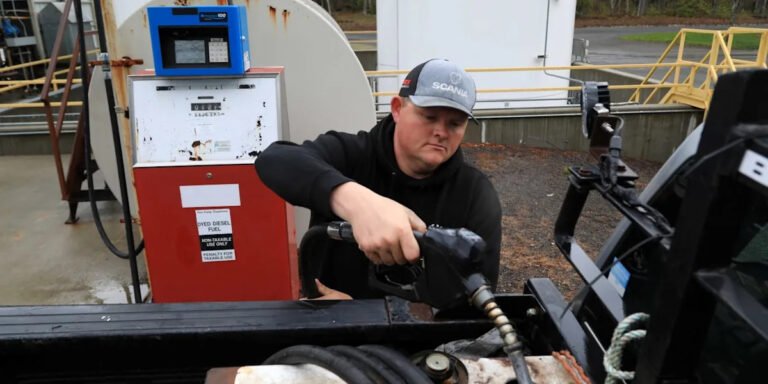 U.S. Retail Diesel Prices Hit Record High as Global Supply Tightens U.S. Retail Diesel Prices Hit Record High as Global Supply Tightens